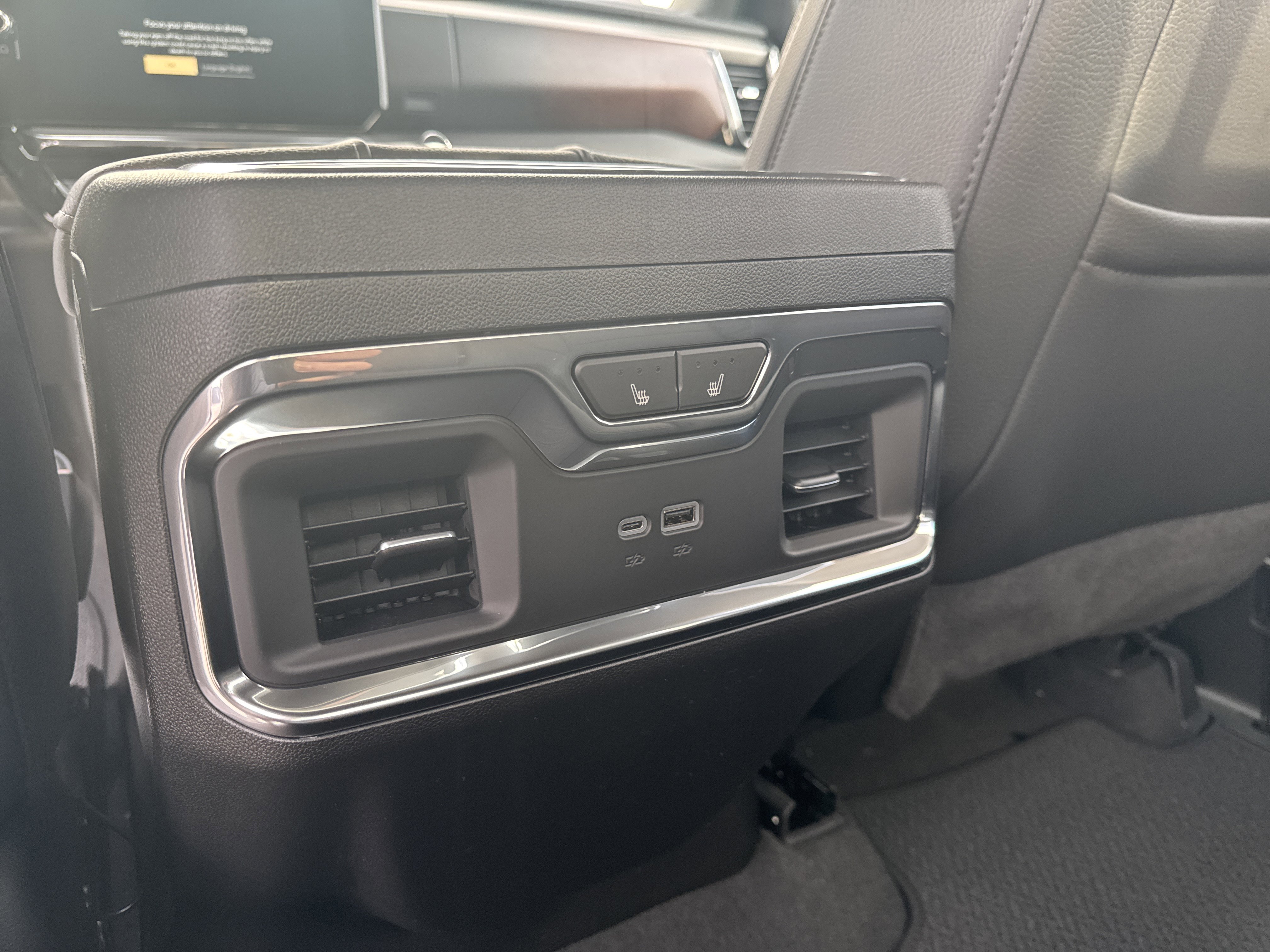 New 2026 GMC Sierra 2500 Denali image 13