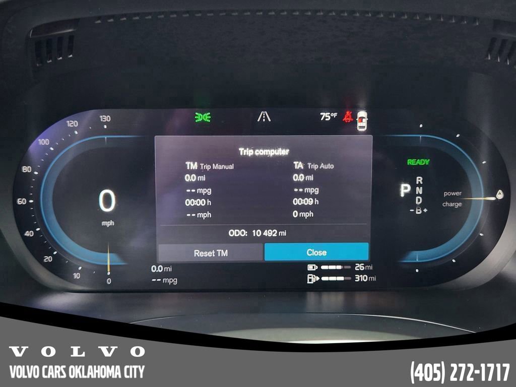 Certified 2025 Volvo XC60 T8 Plus w/ Protection Package Premier image 15