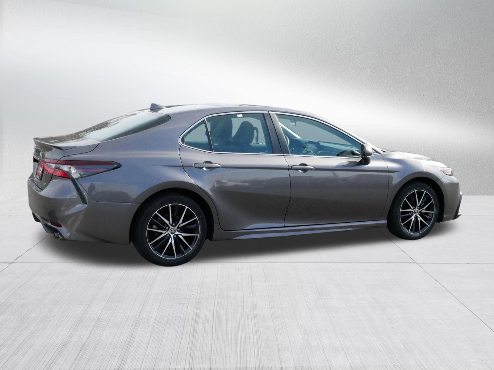 Certified 2024 Toyota Camry SE FWD image 8