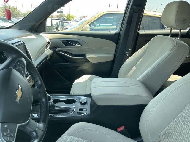Used 2022 Chevrolet Traverse LT AWD/4WD image 3