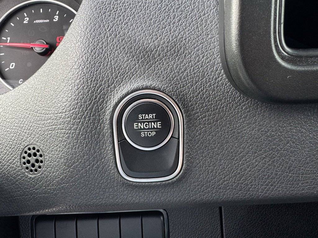 Used 2024 Mercedes-Benz Sprinter 2500 image 47