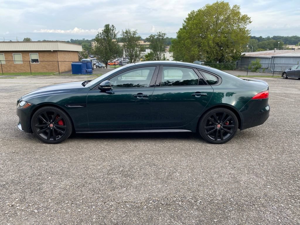 Used 2017 Jaguar XF S AWD/4WD image 8