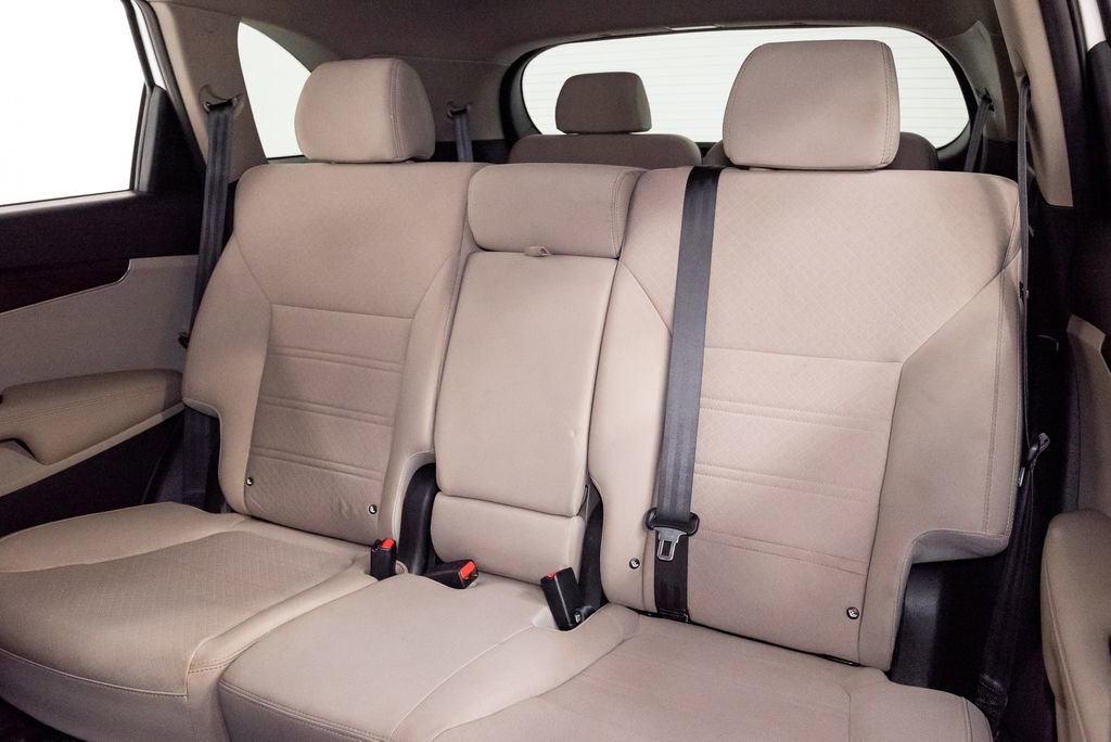 Used 2020 Kia Sorento LX w/ LX I4 Convenience Package image 21