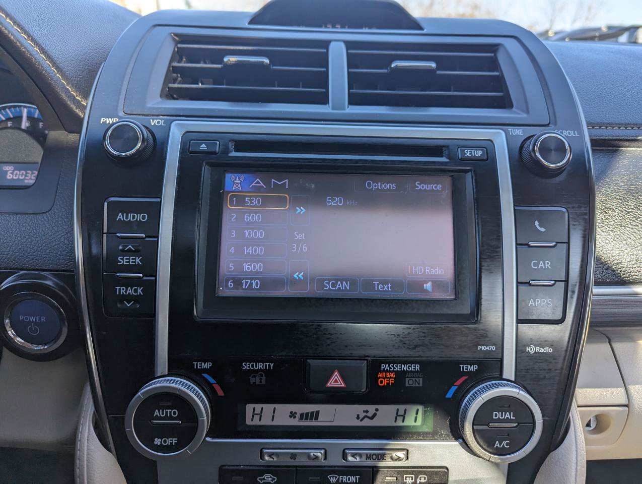 Used 2013 Toyota Camry XLE w/ Leather Pkg image 20