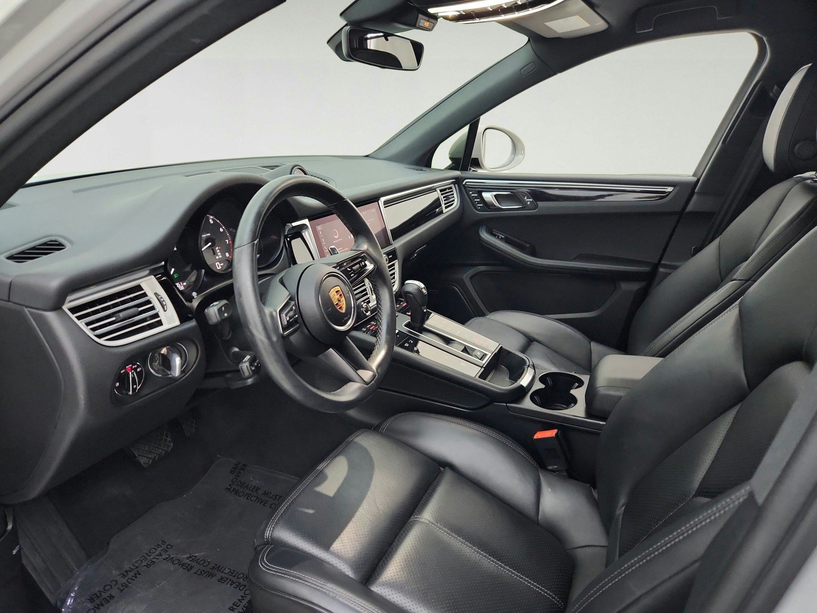 Used 2024 Porsche Macan S AWD/4WD image 16