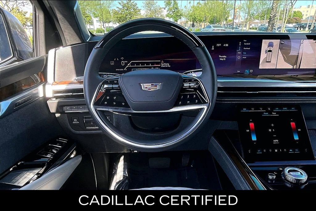 Certified 2025 Cadillac Escalade Sport Platinum AWD/4WD image 7