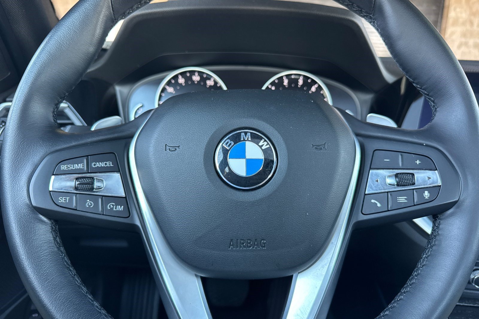 Used 2020 BMW 330i Sedan w/ Convenience Package RWD image 29