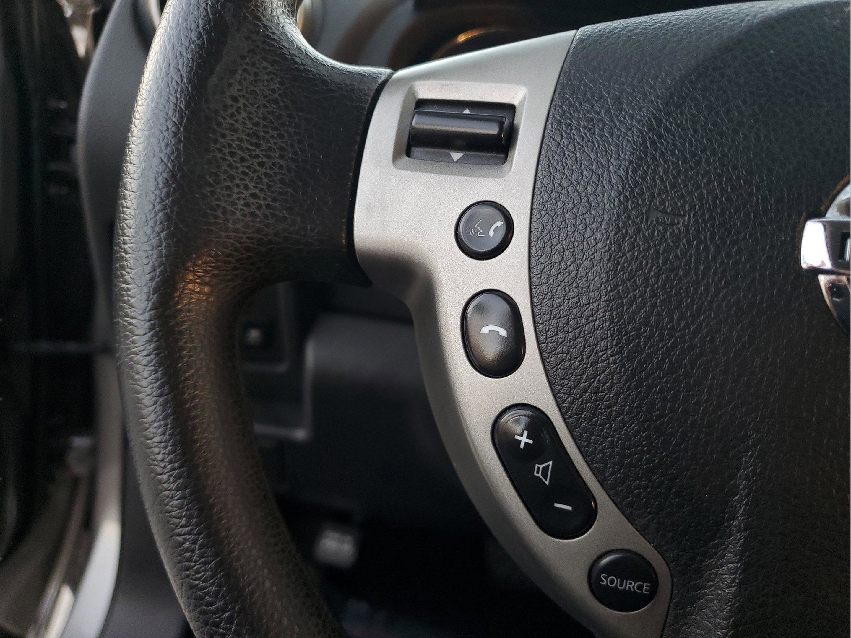 Used 2015 Nissan Rogue S w/ Convenience Package image 24