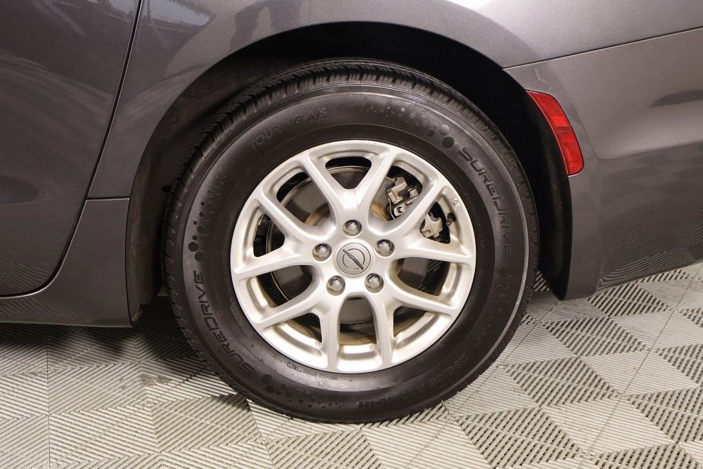 Used 2022 Chrysler Pacifica Touring-L image 18