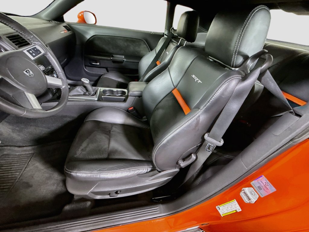 Used 2009 Dodge Challenger SRT8 w/ SRT Option Group II RWD image 24