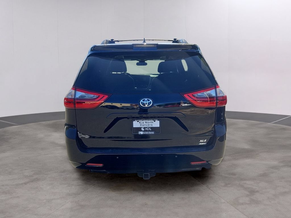 Used 2020 Toyota Sienna XLE w/ XLE Navigation Package AWD/4WD image 5