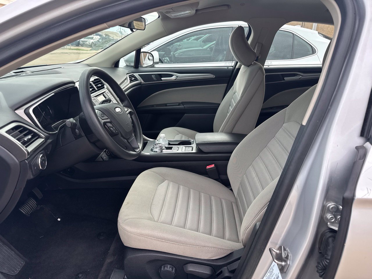 Used 2018 Ford Fusion S FWD image 7