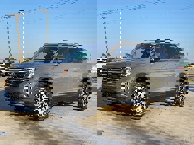 New 2026 Volkswagen Atlas SE