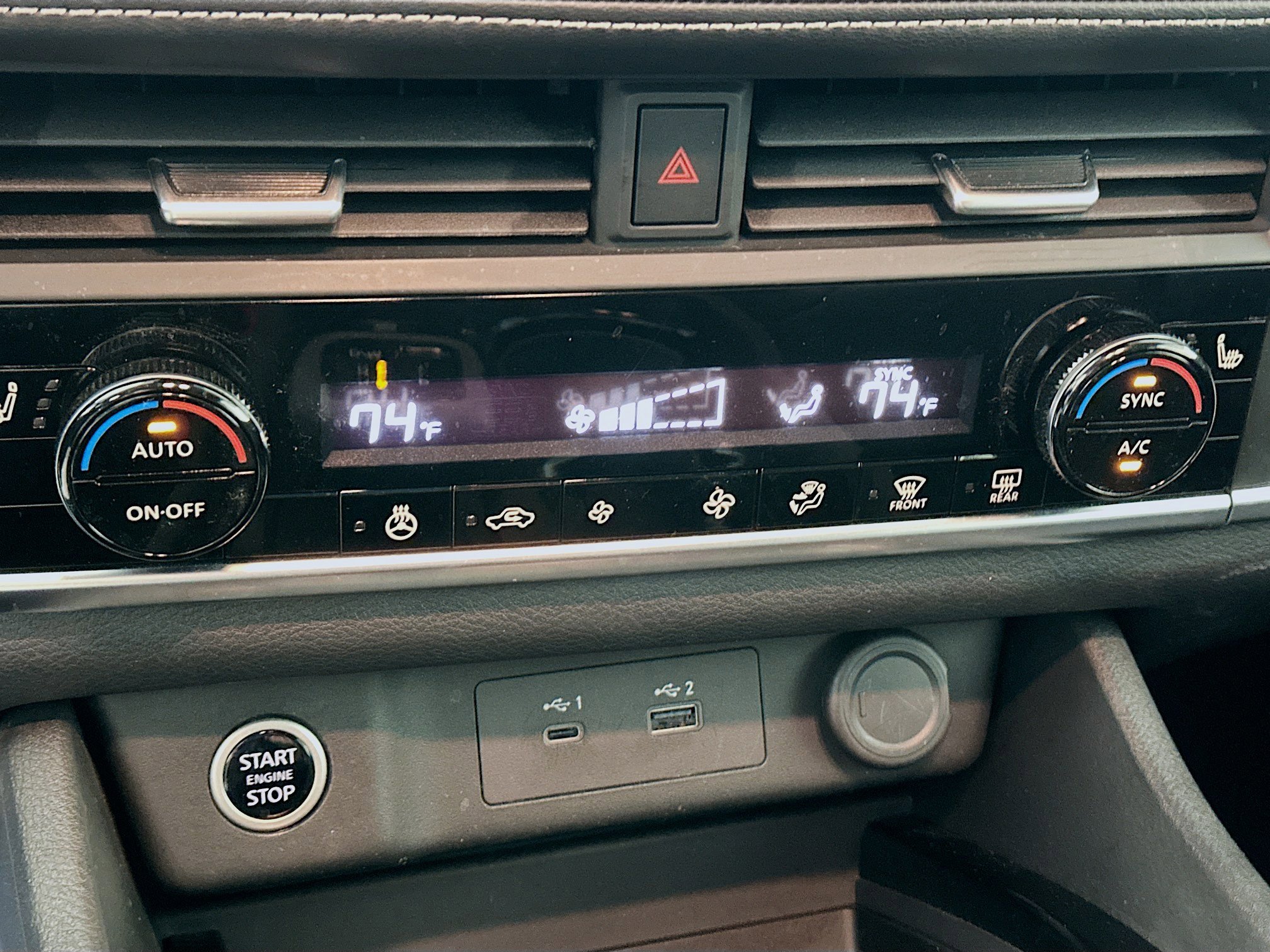 Used 2023 Nissan Rogue SV w/ SV Premium B Package image 22