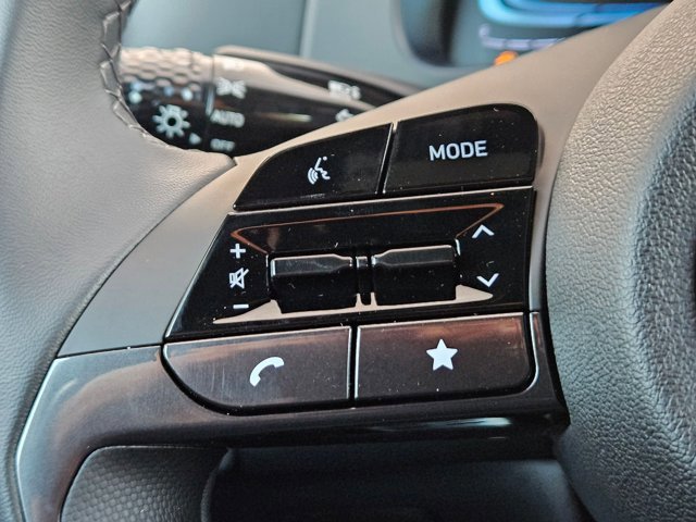 Used 2026 Hyundai Elantra Sport FWD image 15