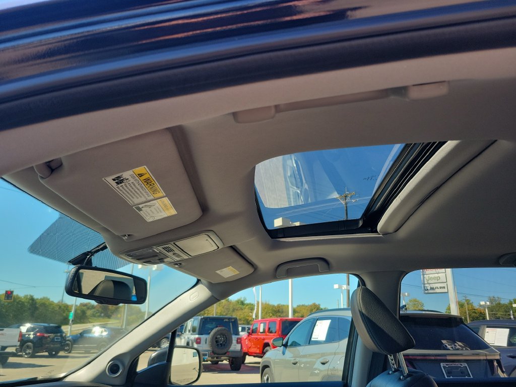 Used 2017 Honda Pilot EX-L image 32