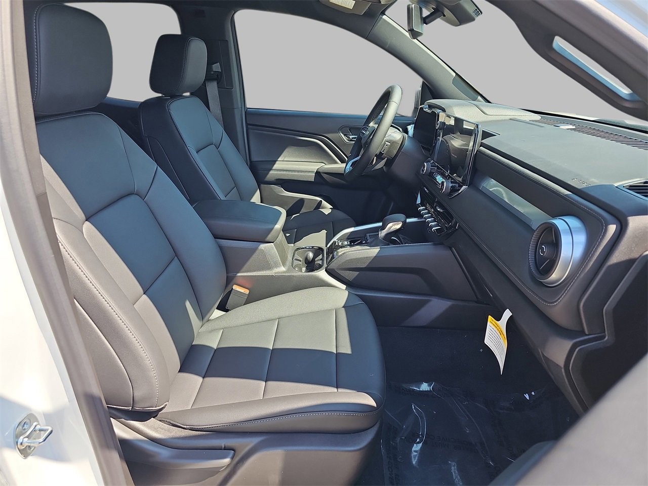 New 2025 Chevrolet Colorado W/T w/ Advanced Trailering Package image 10