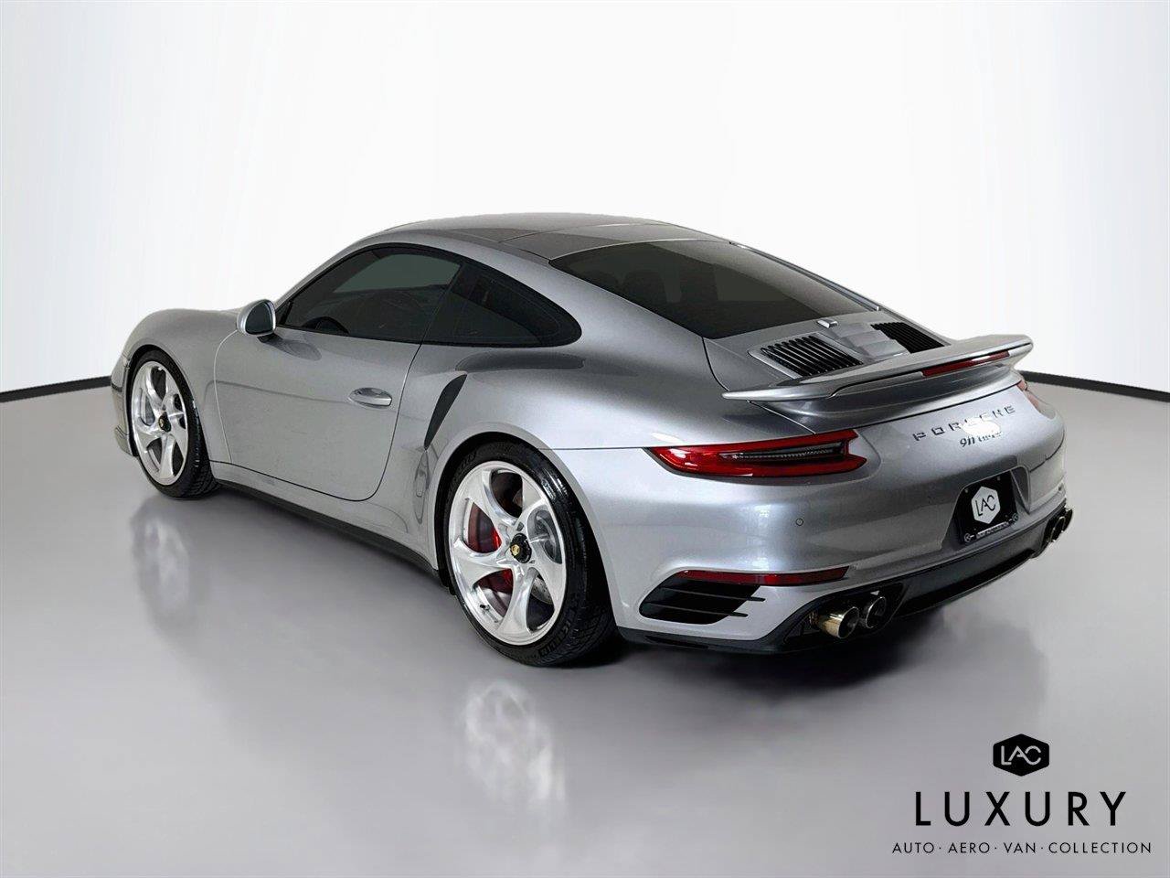 Used 2017 Porsche 911 Turbo AWD/4WD image 7