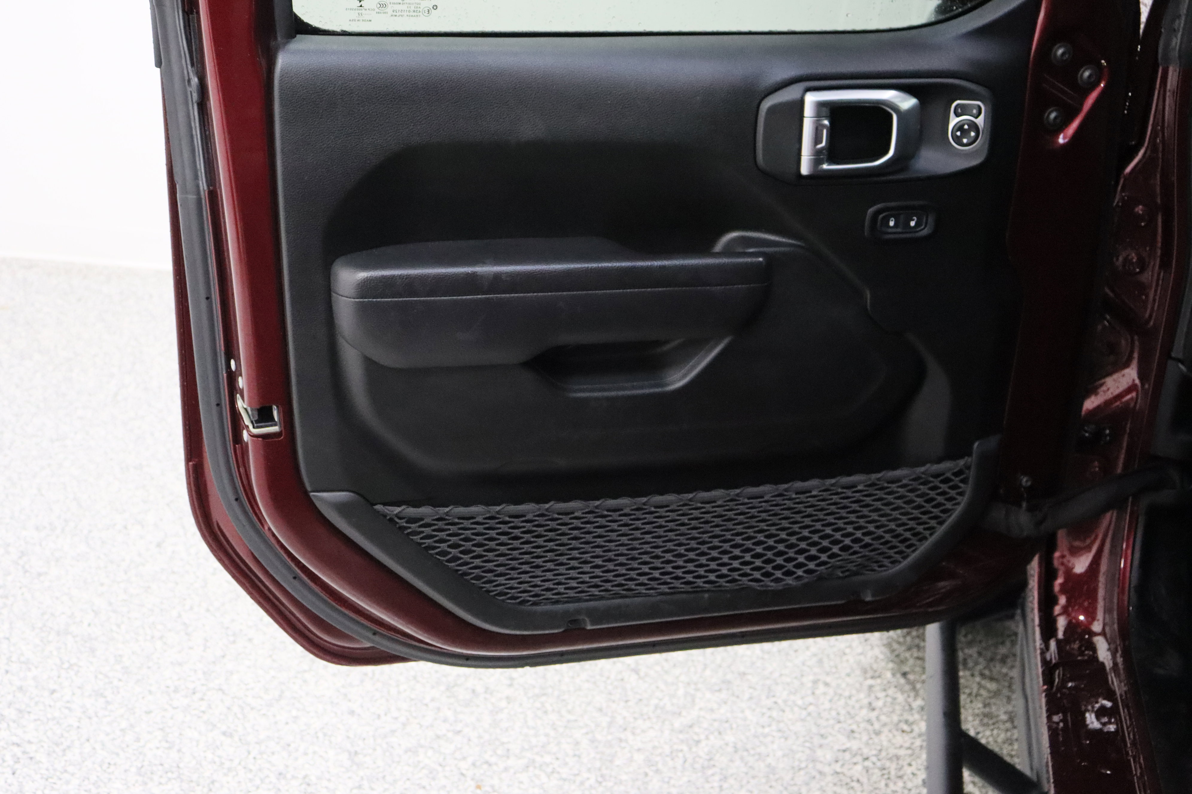 Used 2022 Jeep Wrangler Unlimited Sport w/ Sun And Sound Package AWD/4WD image 12