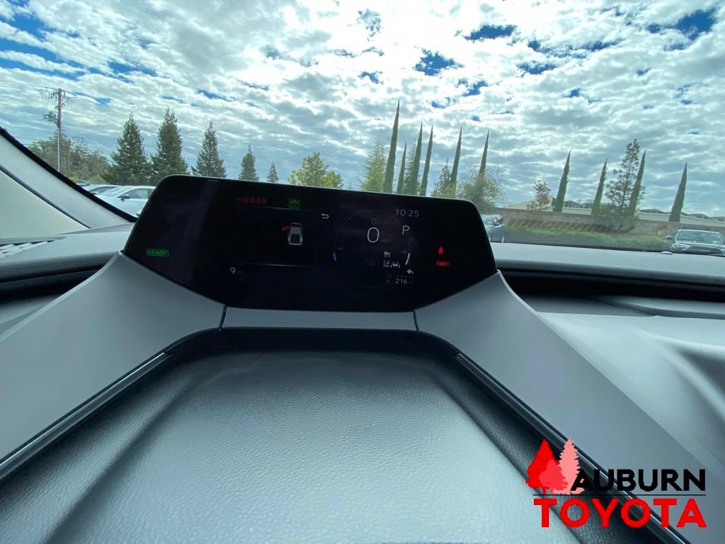 New 2027 Toyota Prius Plug-In Hybrid FWD image 33