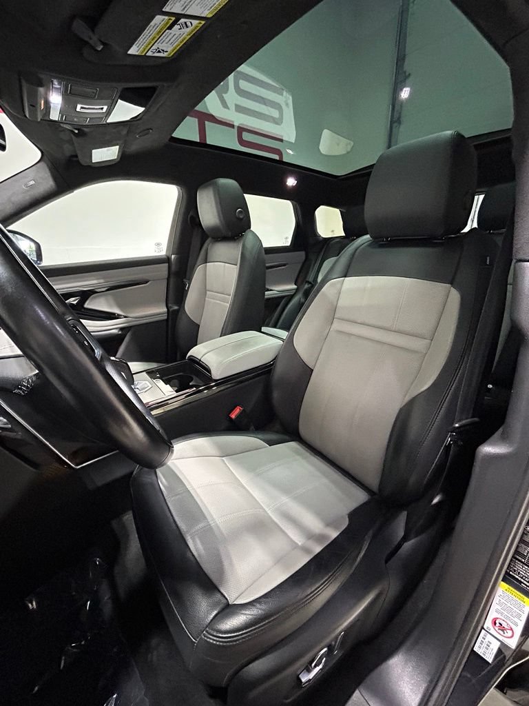 Used 2023 Land Rover Range Rover Evoque R-Dynamic SE AWD/4WD image 14