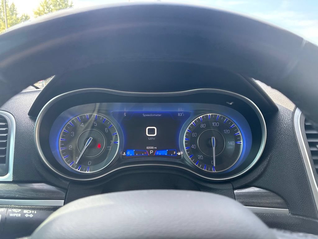 Used 2019 Chrysler 300 Touring w/ Sport Appearance Package RWD image 29