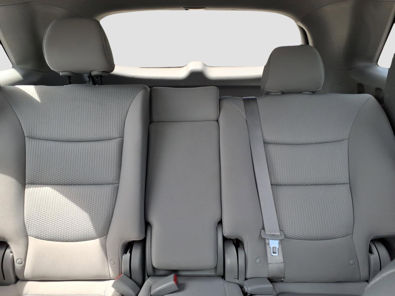Used 2012 Kia Sorento LX w/ Convenience Pkg FWD image 15