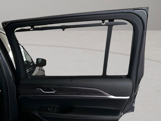 Used 2024 Jeep Grand Cherokee L Limited w/ Luxury Tech Group II image 47