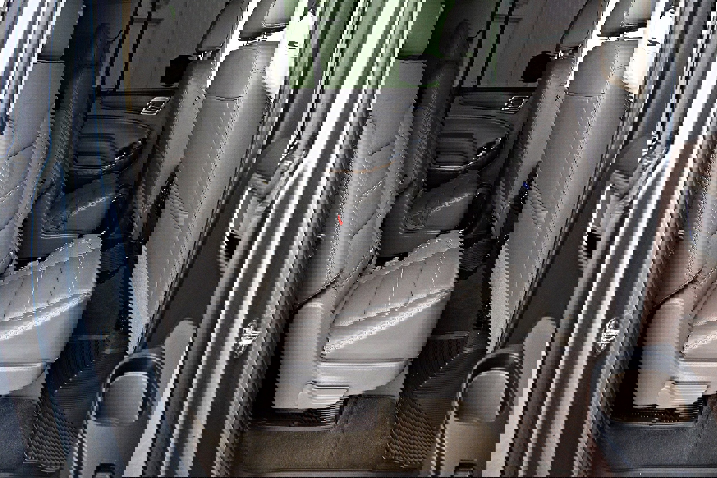 Used 2018 GMC Yukon XL Denali w/ Denali Ultimate Package image 30