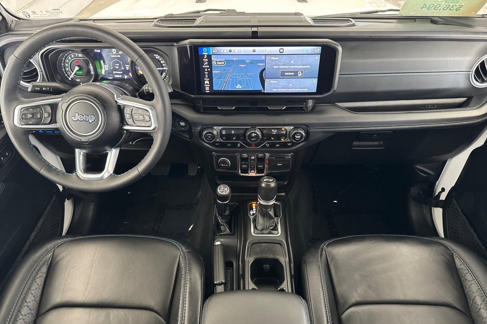 Used 2024 Jeep Wrangler High Altitude AWD/4WD image 12