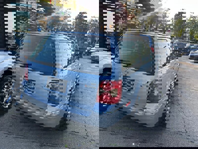 Used 2002 Volkswagen Passat GLX image 2