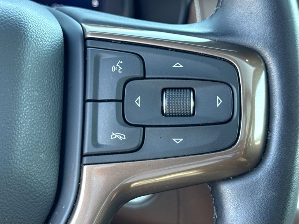 Used 2024 Chevrolet Tahoe High Country AWD/4WD image 17