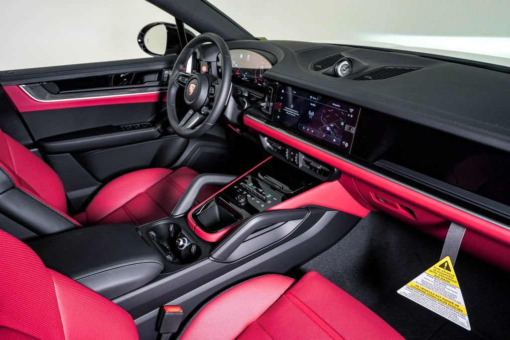 New 2026 Porsche Cayenne Coupe AWD/4WD image 14