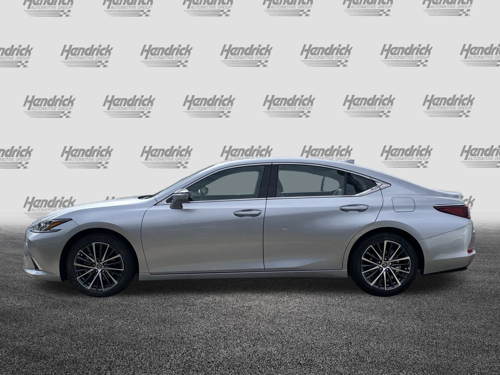 Certified 2025 Lexus ES 350 w/ Premium Package image 7