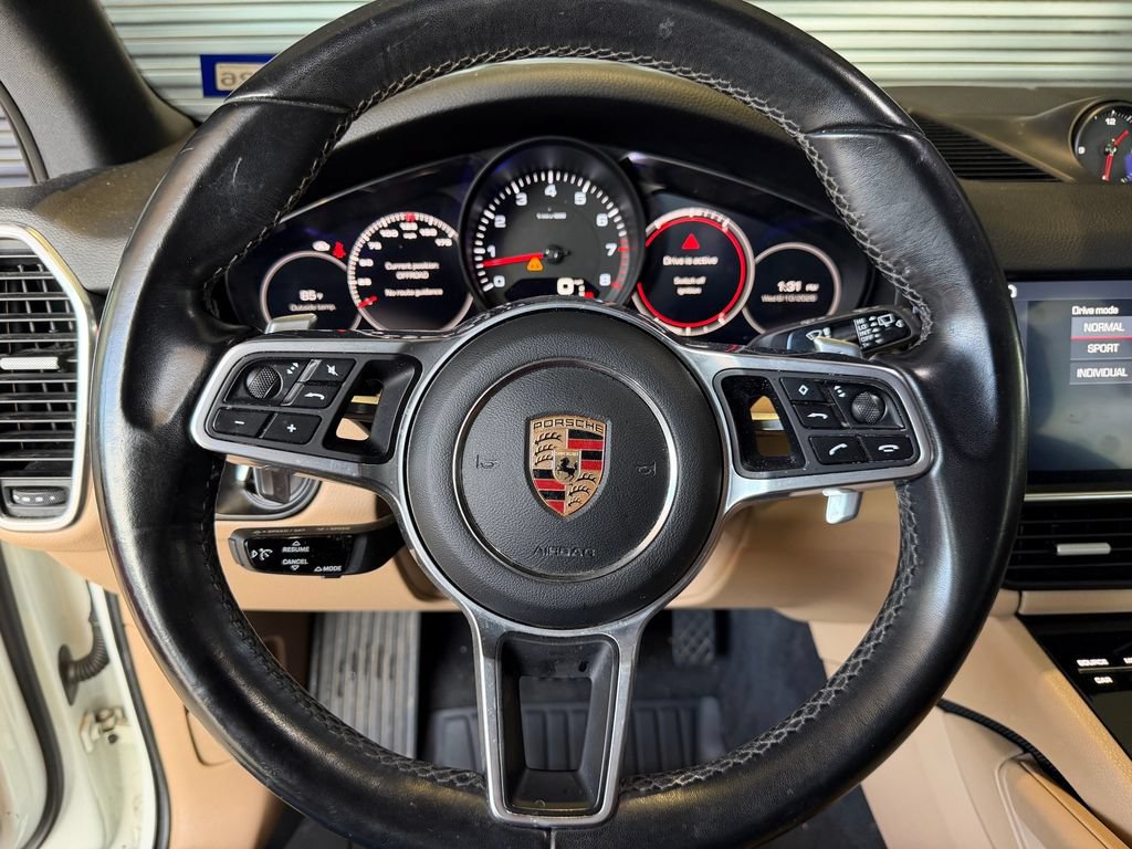 Certified 2020 Porsche Cayenne AWD/4WD image 17