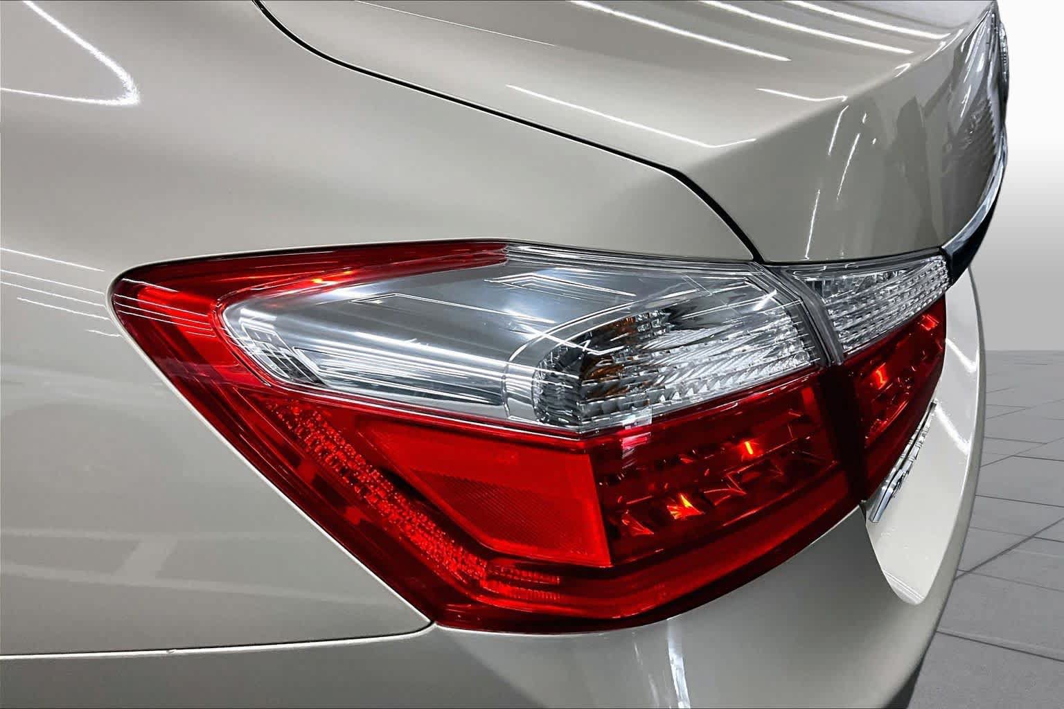 Used 2013 Honda Accord EX-L image 28