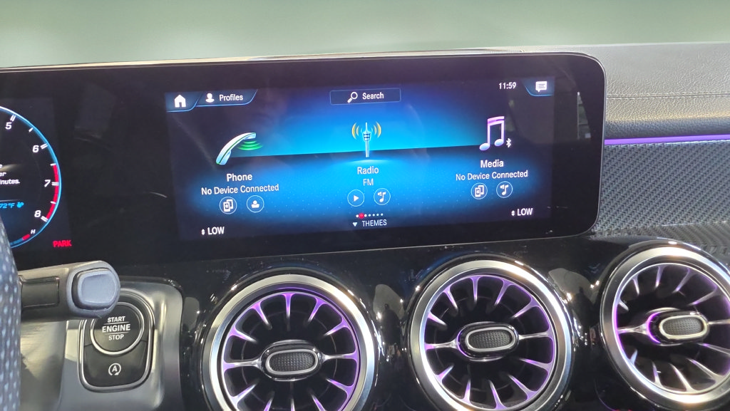 Used 2022 Mercedes-Benz GLB 35 AMG 4MATIC image 30