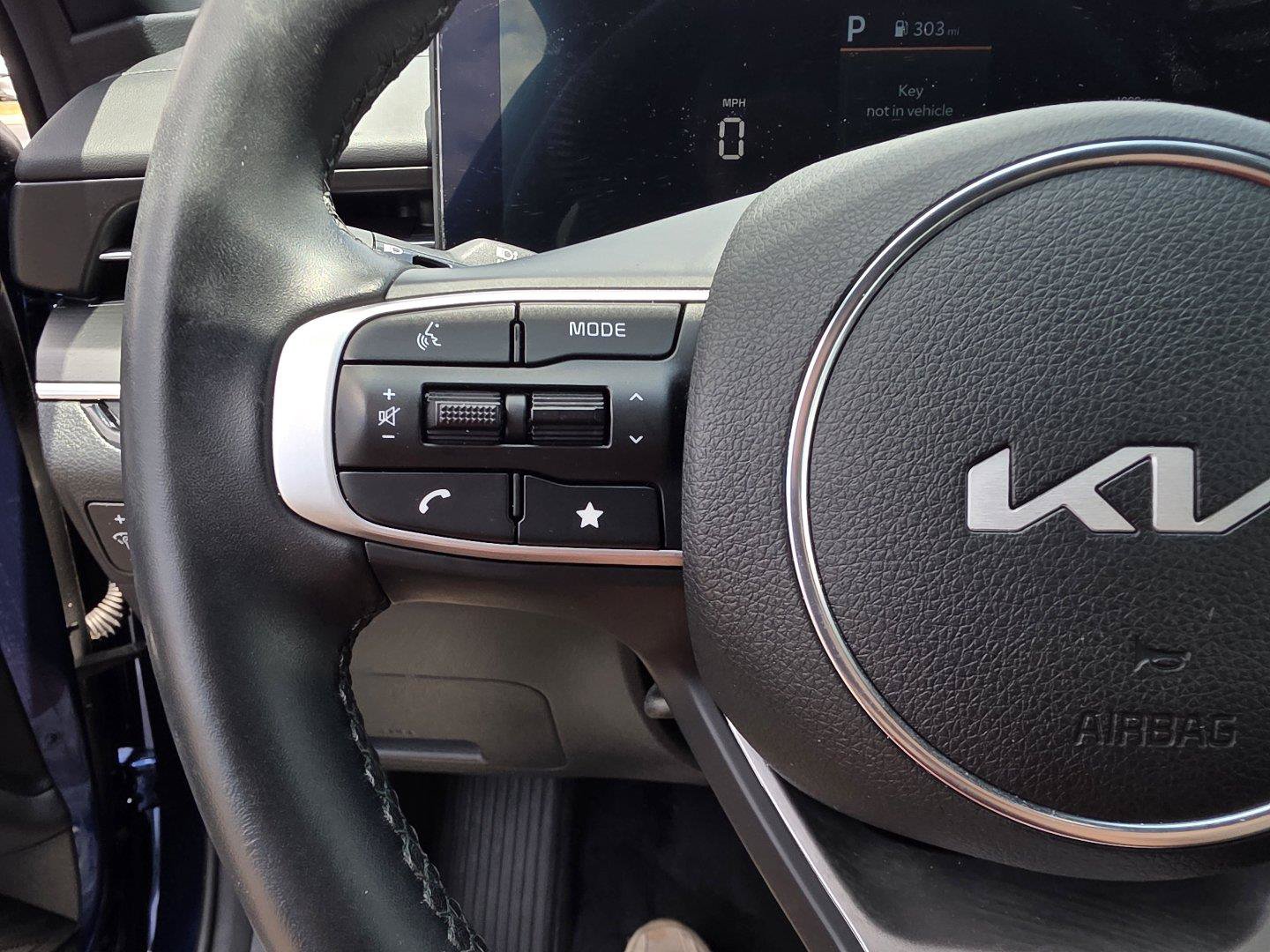 Used 2025 Kia K5 GT-Line w/ GT-Line Premium Package FWD image 13