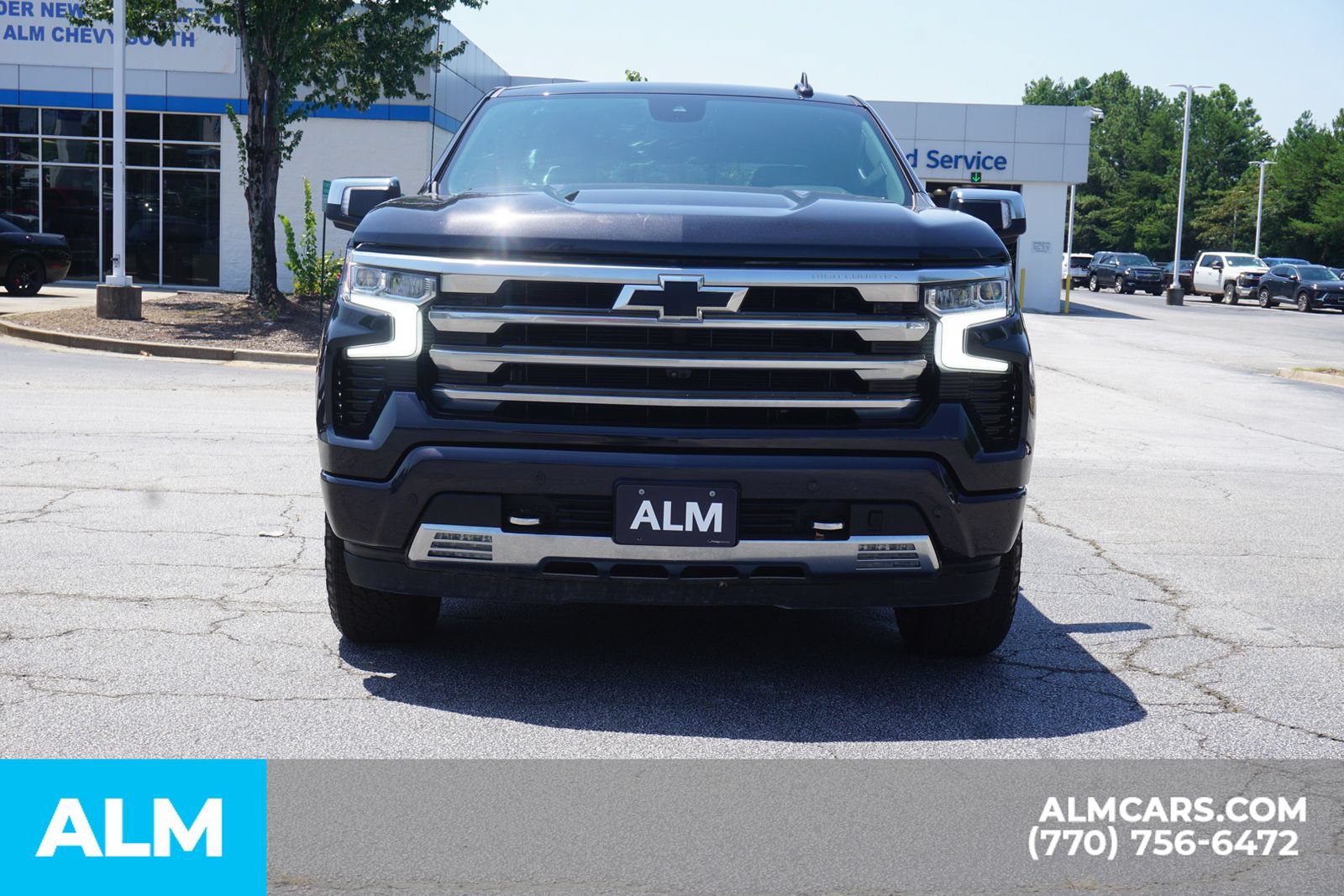 Used 2023 Chevrolet Silverado 1500 High Country w/ High Country Premium Package AWD/4WD image 11