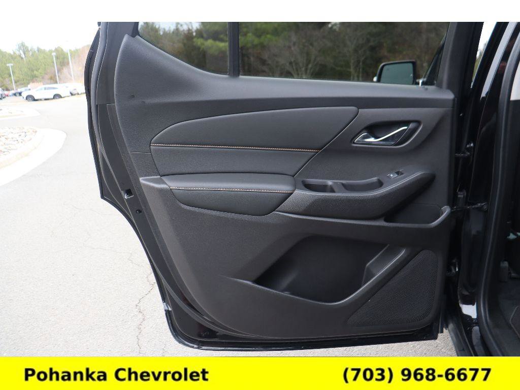 Used 2021 Chevrolet Traverse RS w/ LPO, Roadside Safety Package image 23