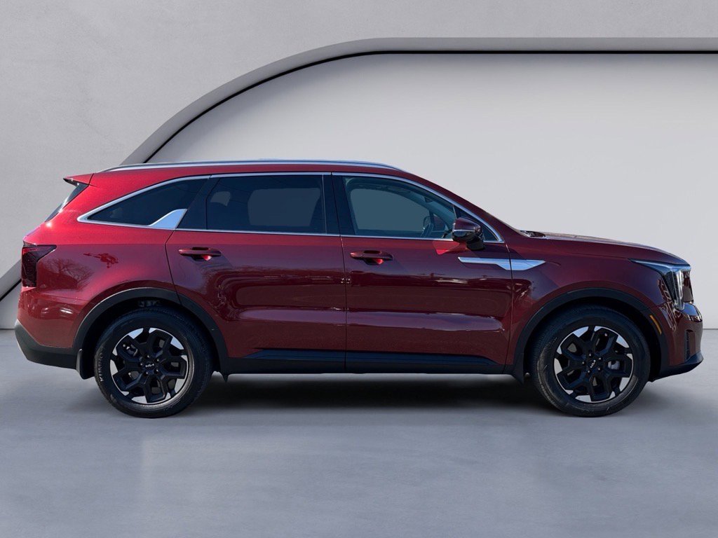 Used 2024 Kia Sorento S w/ Panoramic Sunroof Package image 6