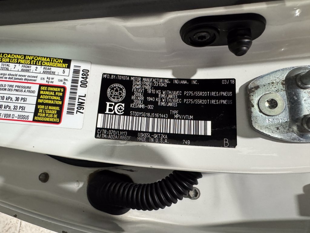 Used 2018 Toyota Sequoia Platinum AWD/4WD image 47