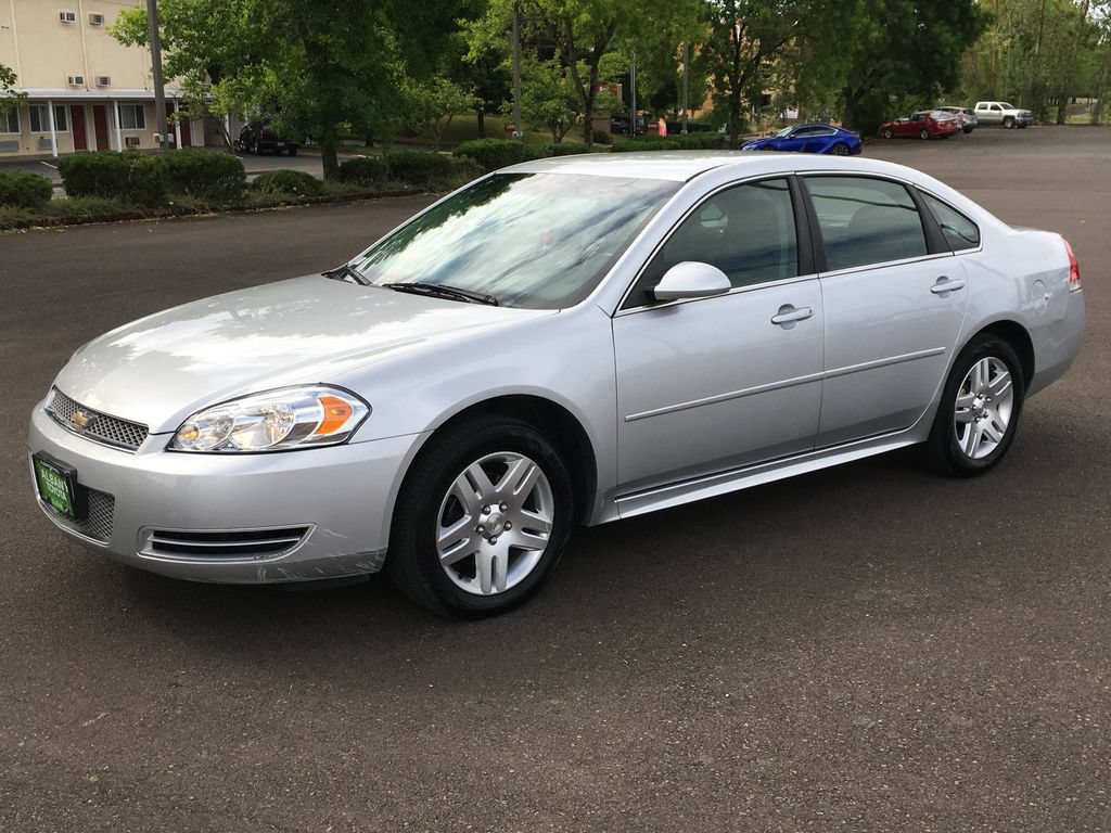 Used 2014 Chevrolet Impala LT FWD image 12