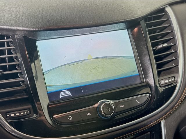 Used 2019 Chevrolet Trax Premier w/ Midnight Edition AWD/4WD image 16