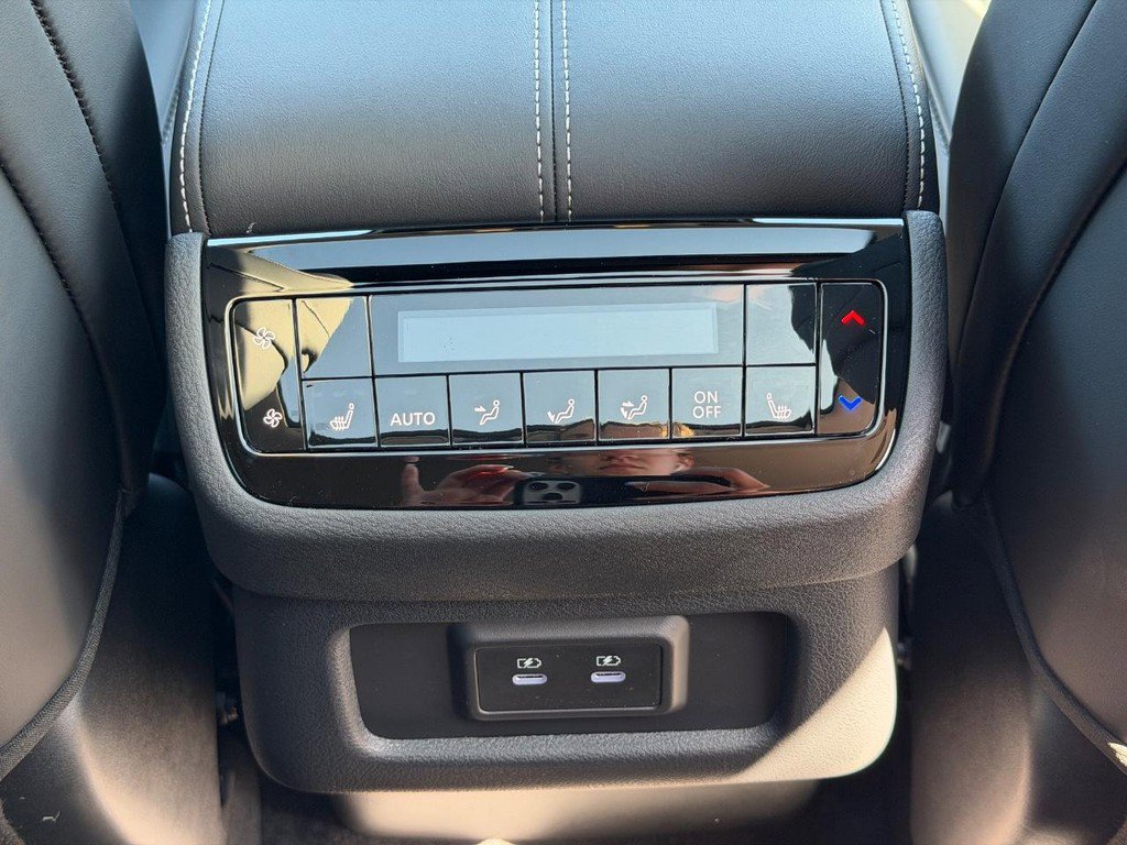 New 2026 INFINITI QX60 Luxe w/ Cargo Package image 11