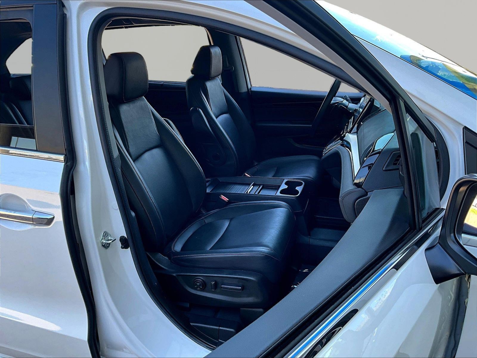 Used 2023 Honda Odyssey Touring image 29