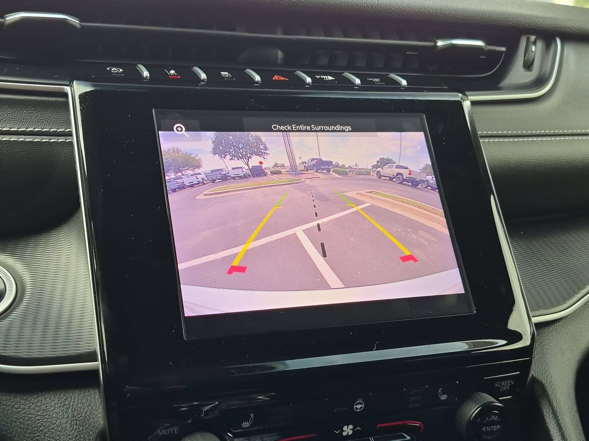 Used 2024 Jeep Grand Cherokee L Altitude RWD image 20
