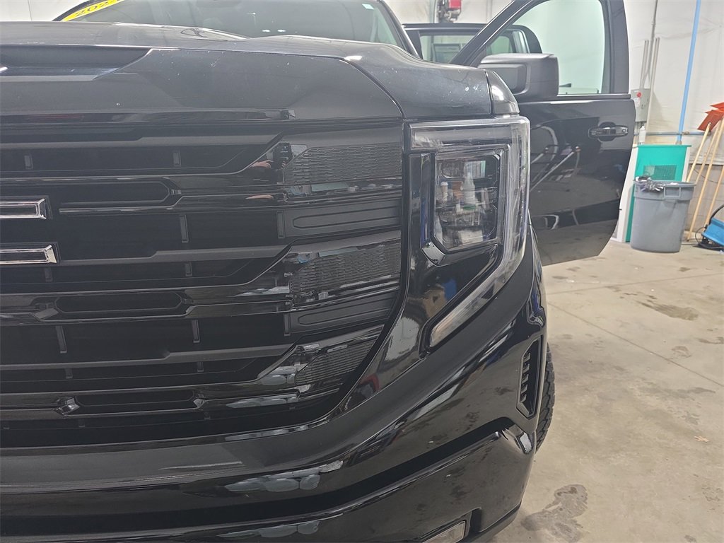 Certified 2024 GMC Sierra 1500 Elevation image 29