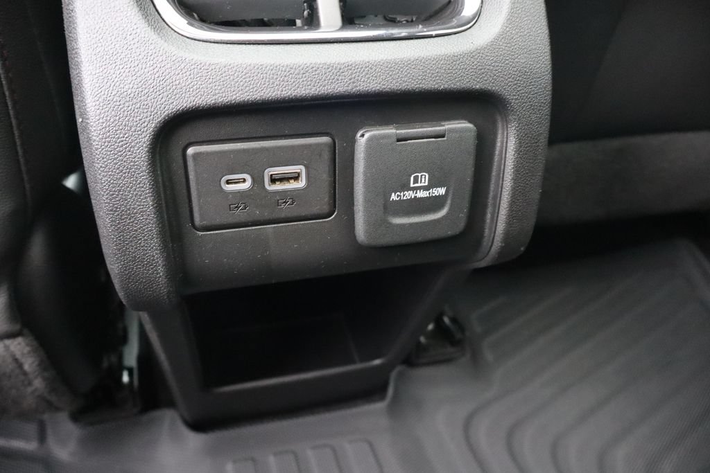 Used 2019 Chevrolet Blazer RS w/ Sun and Wheels Package FWD image 21