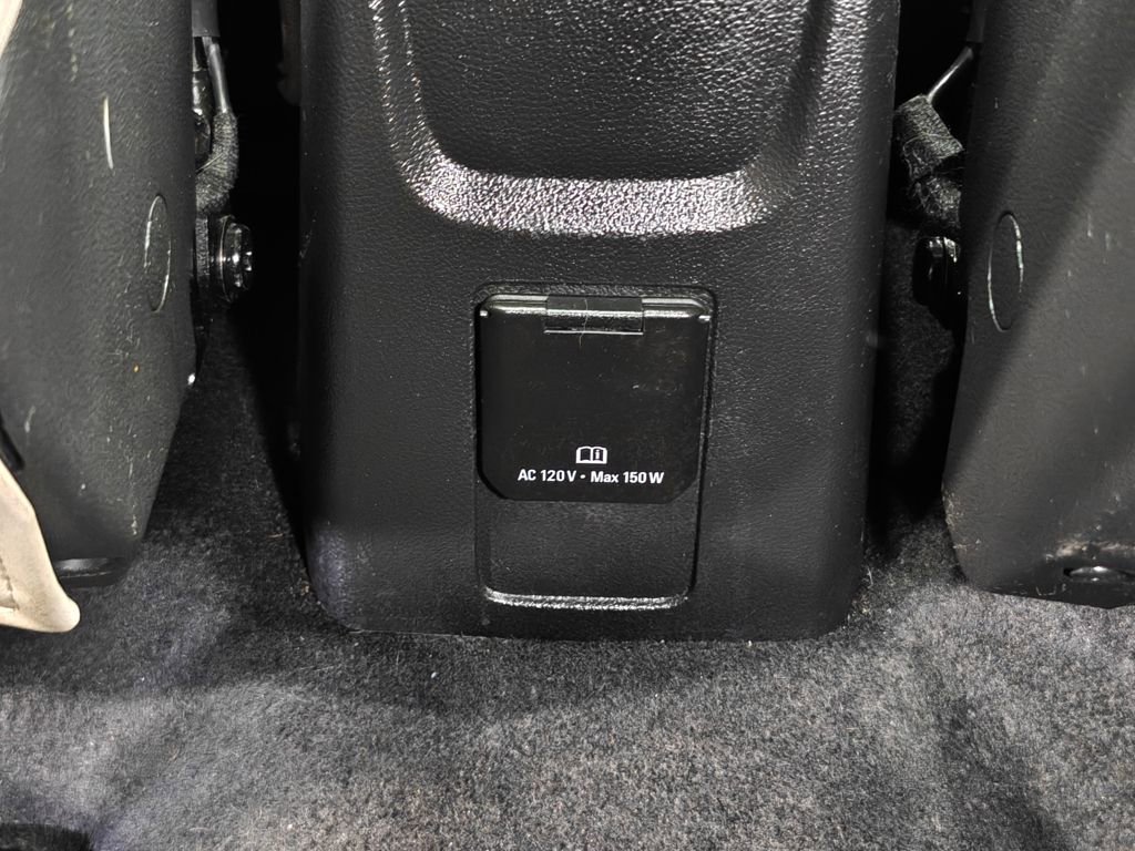 Used 2019 Buick Encore Essence w/ Experience Buick Package AWD/4WD image 27